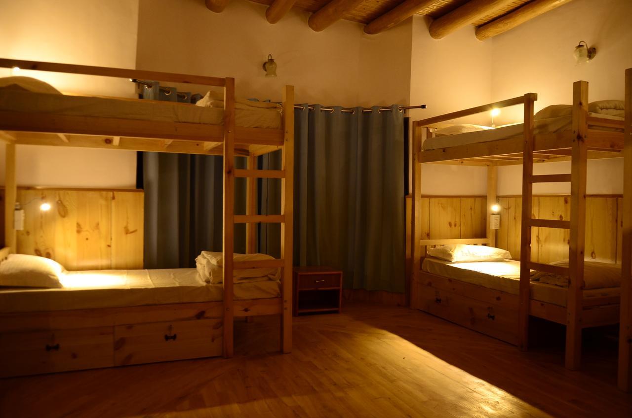 Raybo Hostel ليه المظهر الخارجي الصورة