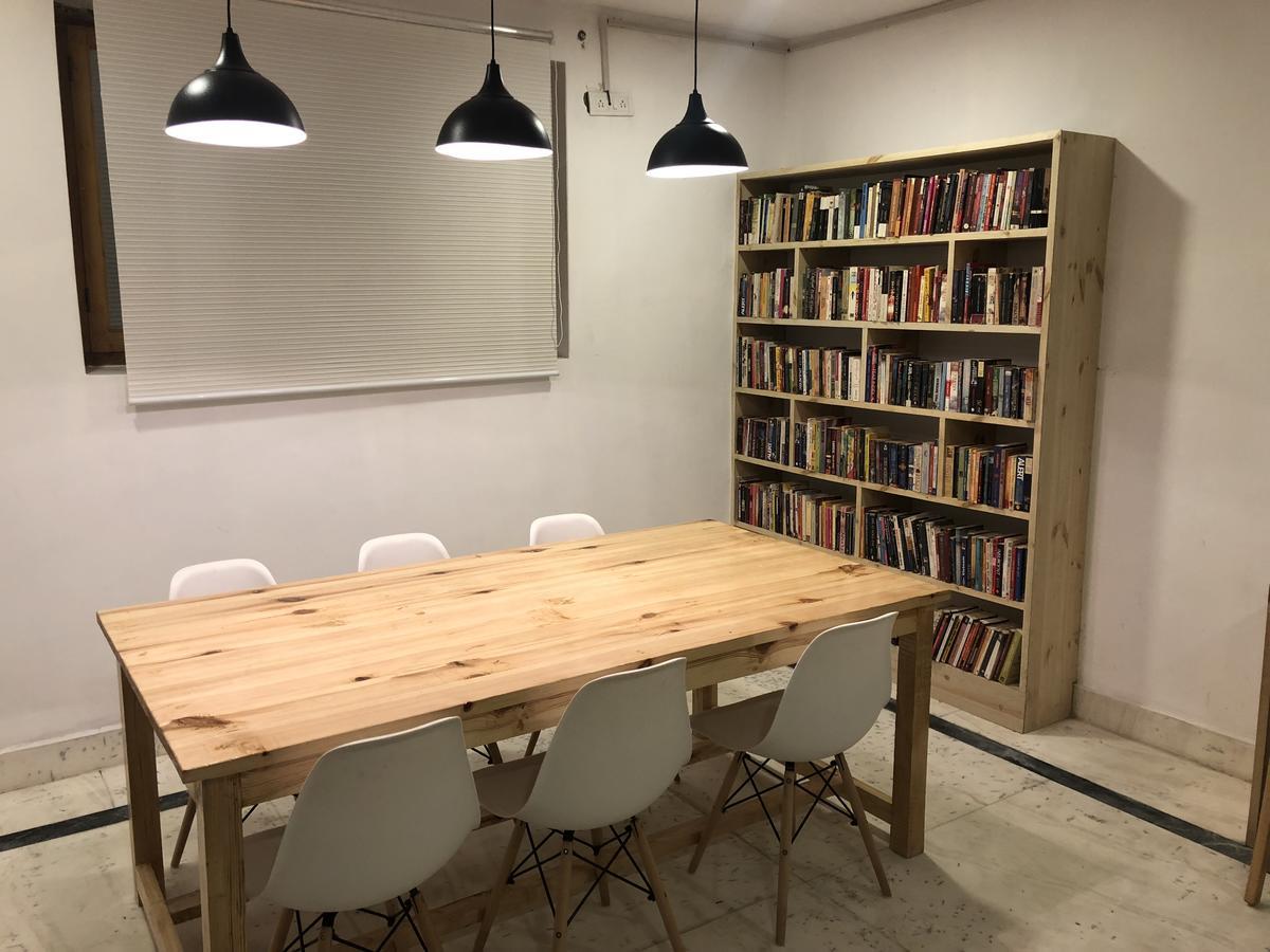 Raybo Hostel ليه المظهر الخارجي الصورة