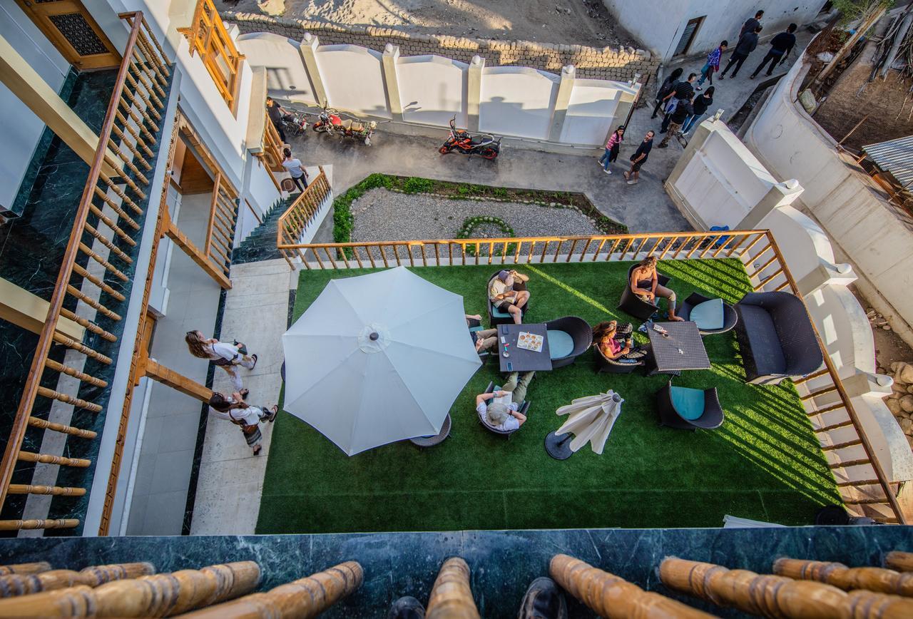 Raybo Hostel ليه المظهر الخارجي الصورة